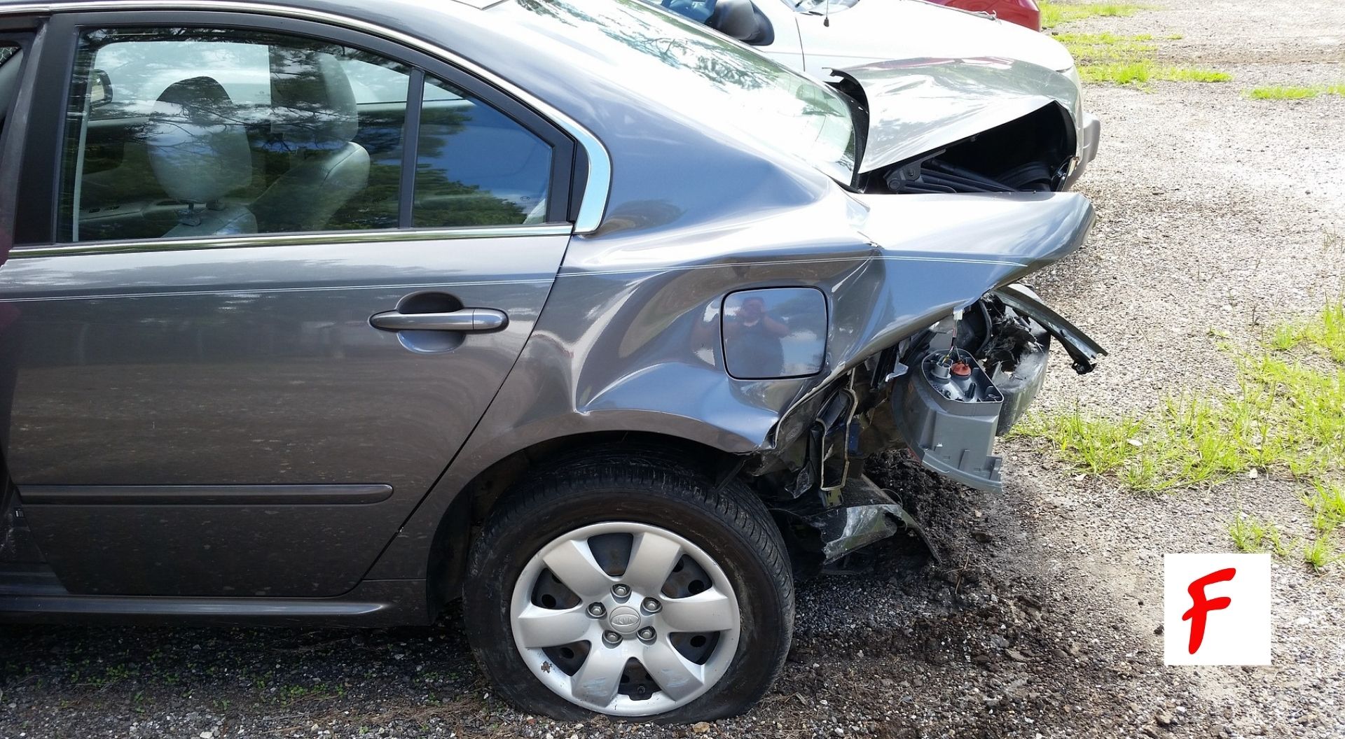Особенности ДТП при участии автомобилей из Украины, которые не имеют страховки. Кто возместит ущерб?
